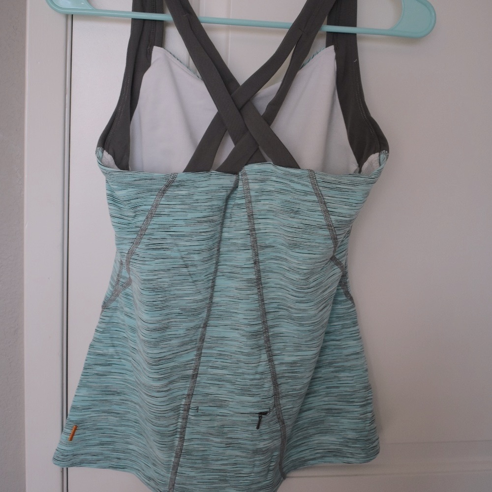 LUCY Activewear Tank Top SMALL - Picture 5 of 7